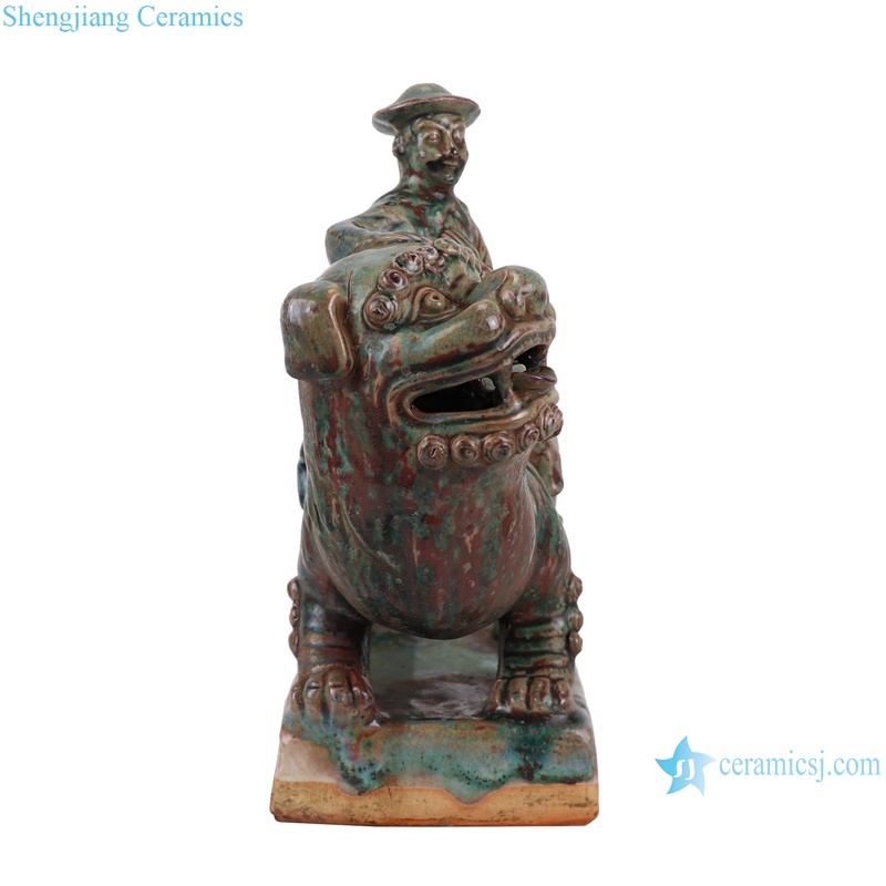 RZSP50 Jingdezhen green figure riding lion ceramic sculpture