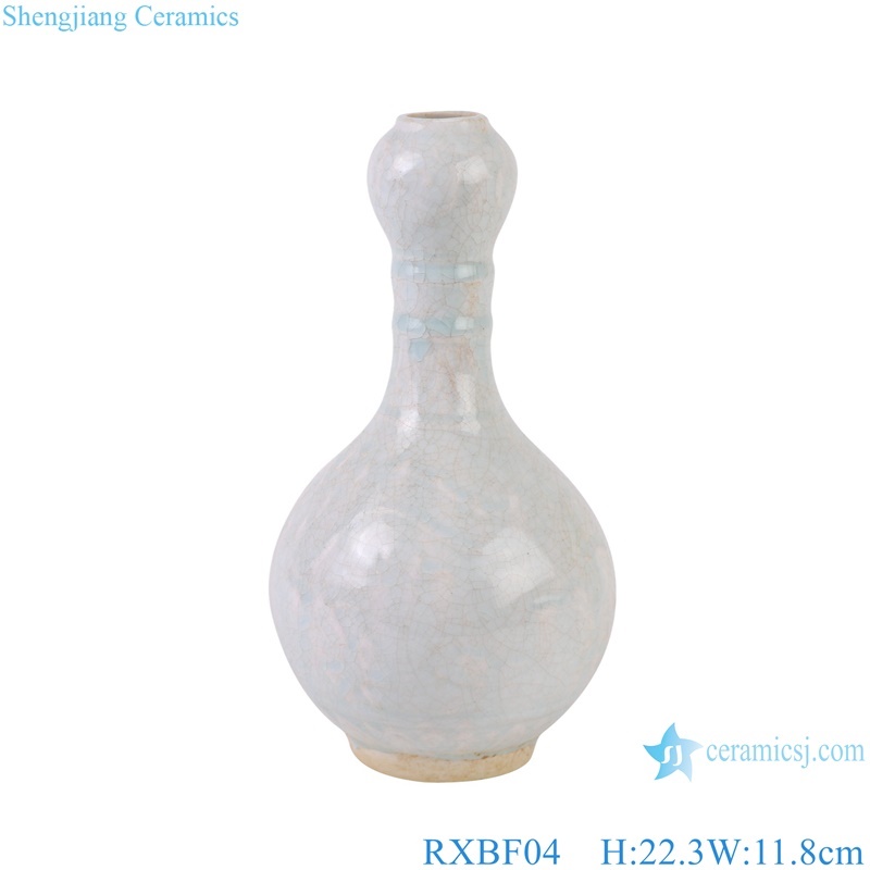 Antique Celadon Flower Carved Porcelain Garlic-head vase