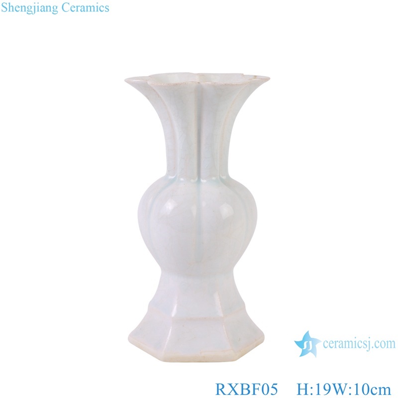Traditional Antique Celonda Porcelain Decorative Flower goblet vase