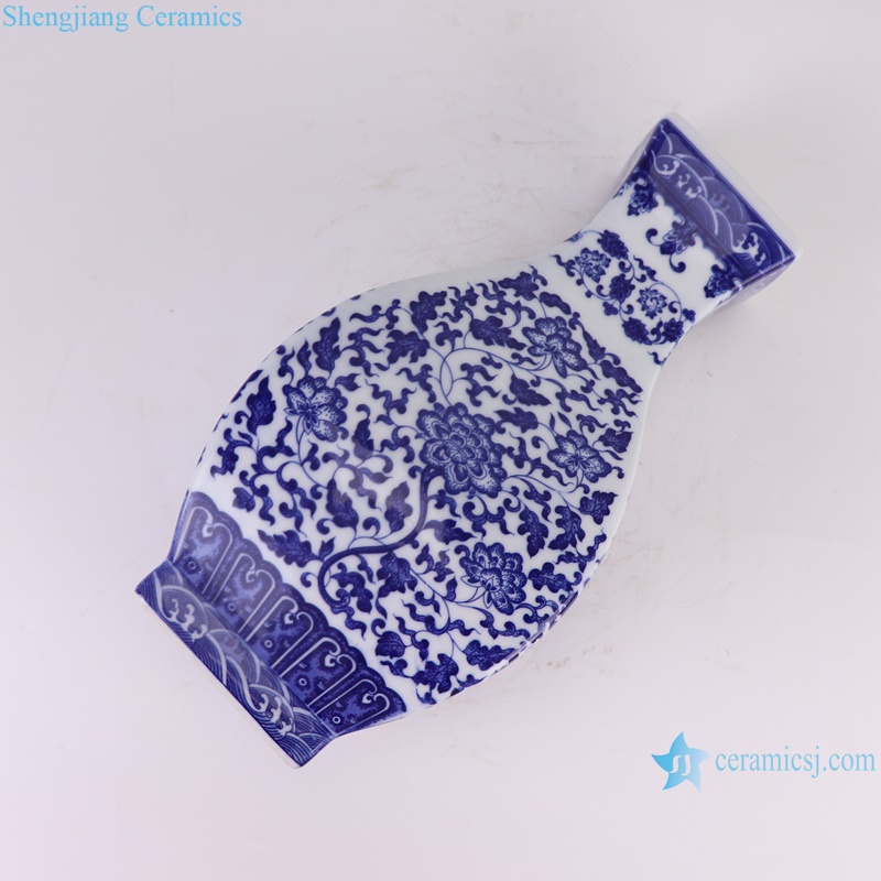 RZGM19-A Twisted Flower Pattern Blue and White Porcelain Square shape Okho Spring bottle Ceramic Vase