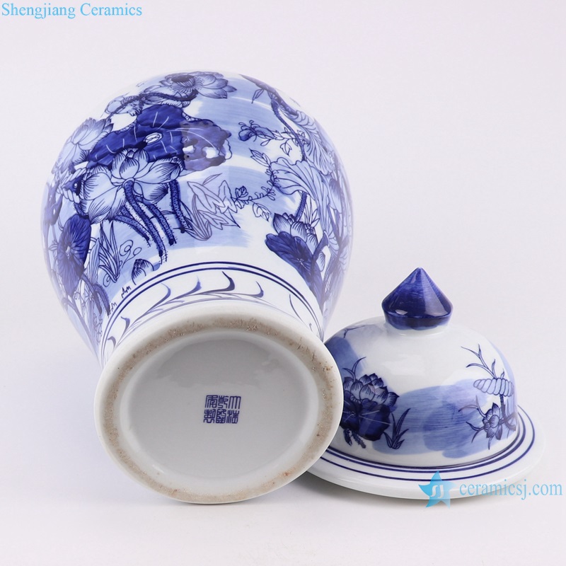 RYCI66-D Jingdezhen Blue and White Porcelain Lotus flower Pattern Ceramic Pot Lidded Jars--bottom view