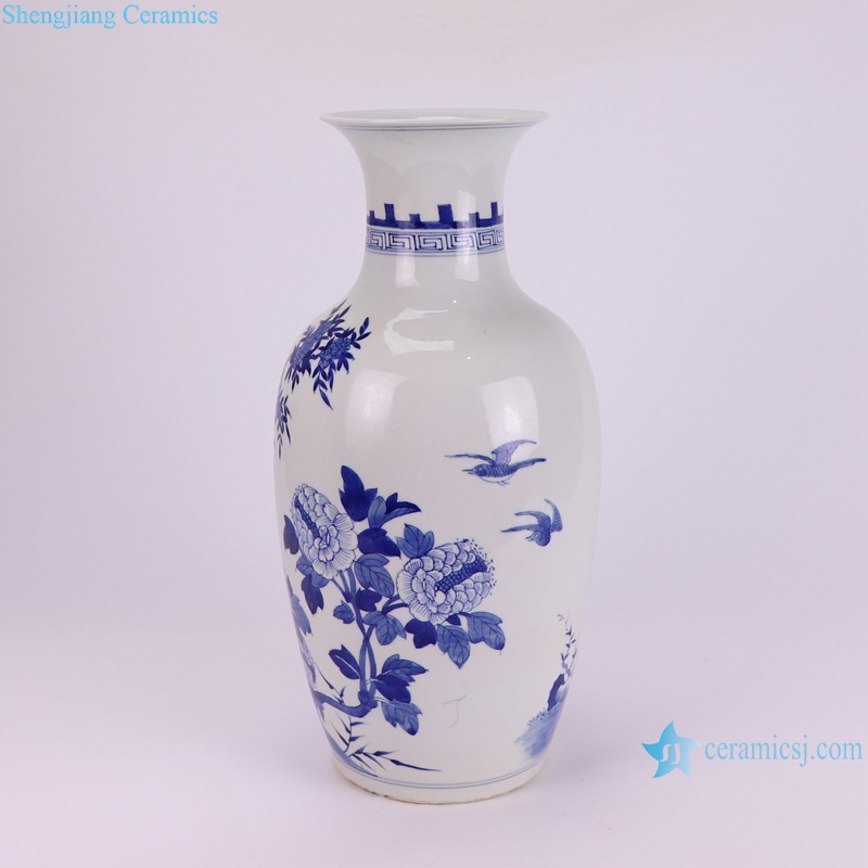 RYVX08-A Chinese antique Blue and white flower and bird wax gourd porcelain vase