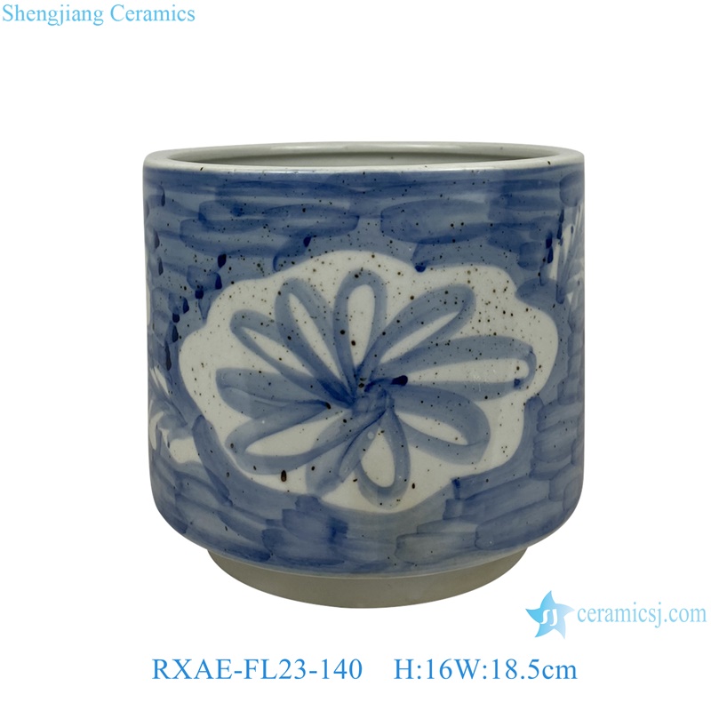 cheap price blue and white freehand floral pattern ceramic vase for home decoration
