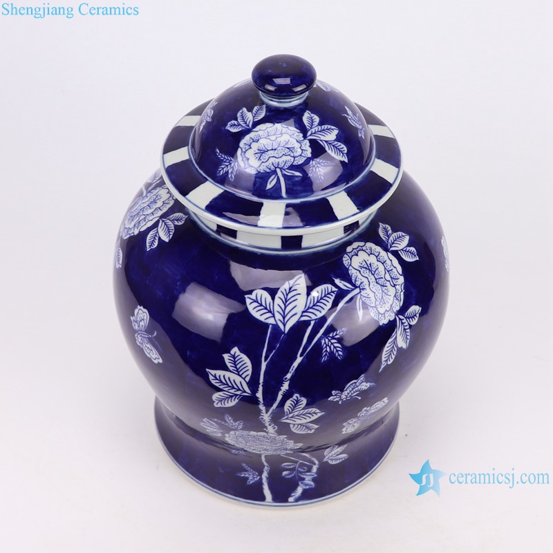 RZUF94-B Dark blue and White color Porcelain flower and leaf pattern ceramic lidded Jar--vertical view
