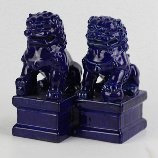 Dark blue color glazed statues lion figurine sculpture in Pair