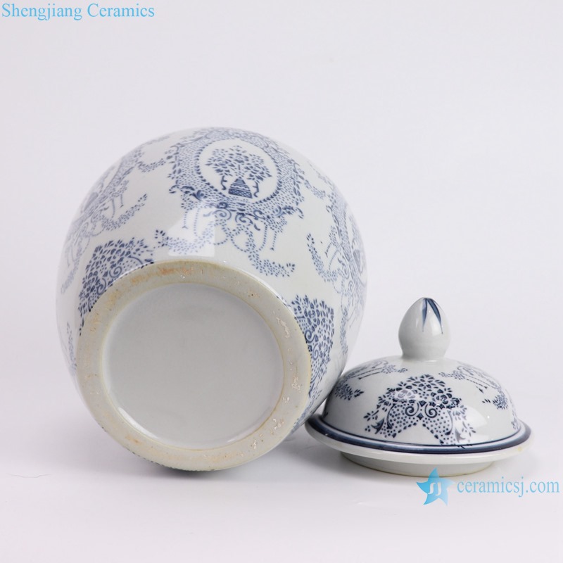 RXAY34-A Blue and White Porcelain Twisted flower Mirror pattern Ceramic jar with lid Flower pot -- bottom view