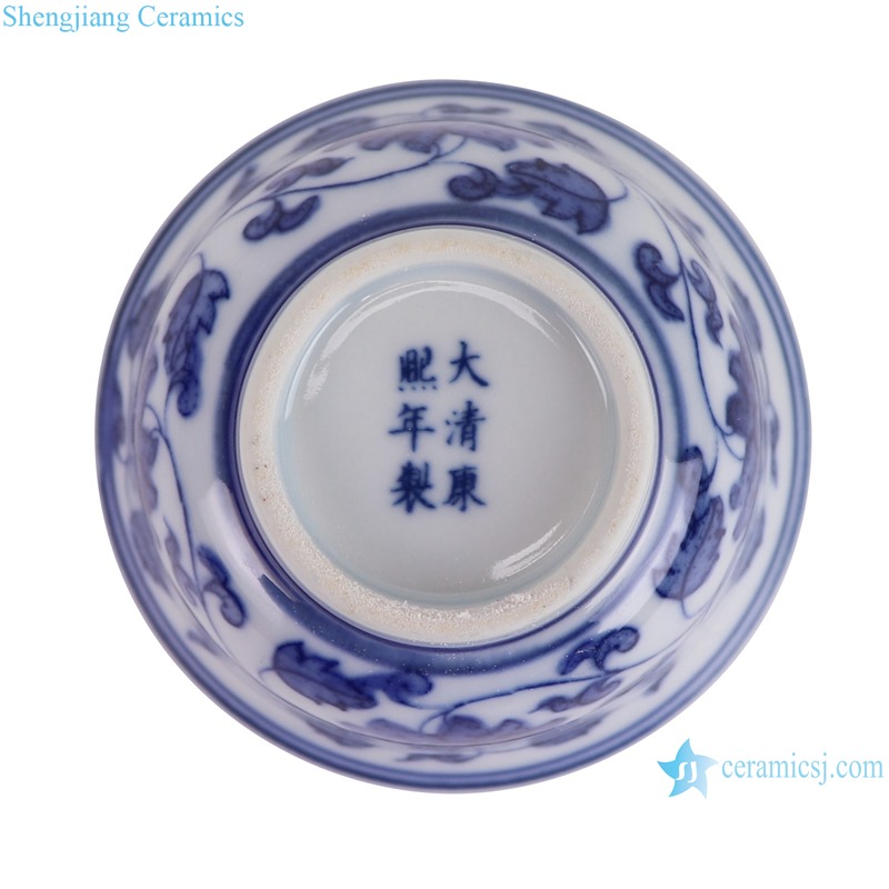 RYLU212-C  3.5 inch Blue and white Flower pattern Ceramic Cup water cup -- bottom view