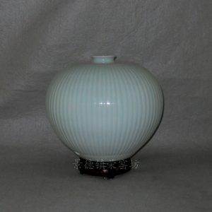 WRYMA88 hand made celadon ceramic Vase