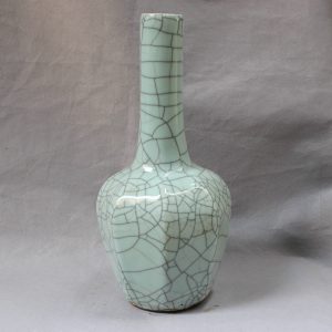 RYXC15 Crackle Long Neck Porcelain Vase