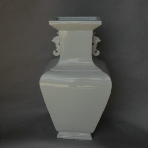 blanc de chine square vase WRYTK02