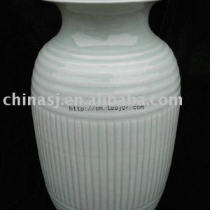 WRYIR66 Chinese celadon porcelain vase x