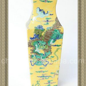 RYQQ33 17inch Hand painted Square Lion design Ceramic Vase