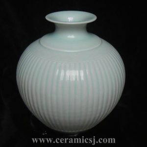 RYMA40 10 inch Celadon Ceramic Vase