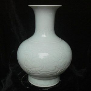 RYMA42 12 inch Flower design Celadon Vase