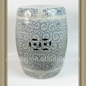 RYVM18 17.7" Blue and White Floral Ceramic Stools and chairs