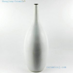 RYNQ90 h20.5" White Porcelain Contemporary vases