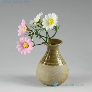 2H03 Hand made small flower vases