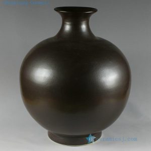 RYNQ136 h13.4" Solid color Modern Vases