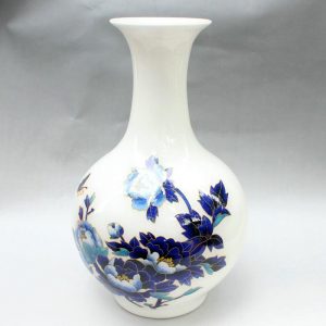 RYXF06 15.3 inch flower butterfly high white vase
