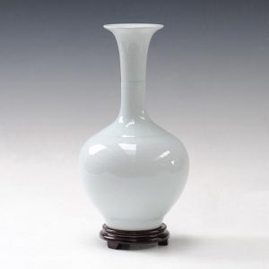 C10-1 H11" Plain Ceramic Long Neck Vases