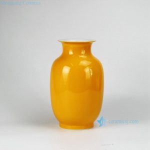 RYNQ20-B Plain Ceramic Vase