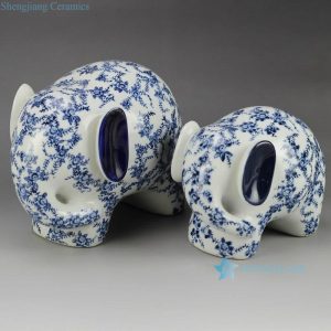 RYPU30  Blue and white big and small elephants ceramic sculpture figurine