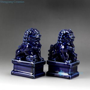 RYXP21-B    RYXP21-B-old   Craig blue ceramic lion statue