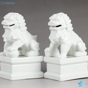 RYXP21-H/I/J/K     Plain color porcelain lion figurine