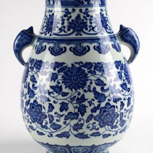RYUU10    Chinese unique home decor blue and white flower design ceramic vase with two ears