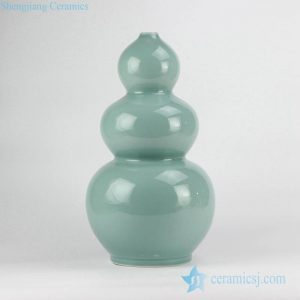 RYNQ209   Ceramic precious large bottle gourd in light green color