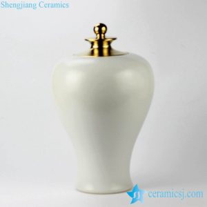 RYKB143      Pristine white matt surface simple chic interior design ceramic jar