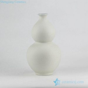 RYUJ19-B        Calabash shape matt white crockery flower vase