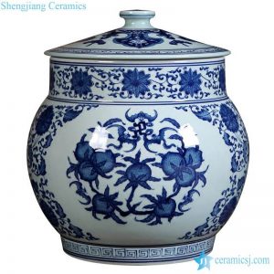 RZLG10      blue and white Jingdezhen style hand draft peach pattern ceramic ball shape jar with lid