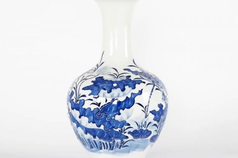 RYCI44-B      Blue and white lotus pond pattern relief Jingdezhen Shengjiang ceramic hot sell globular vase