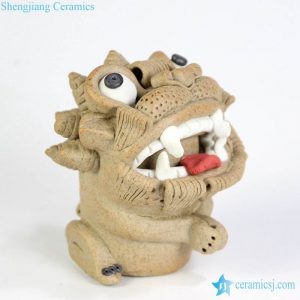 RZME01    Vivid Chinese legend cute pottery lion figurine