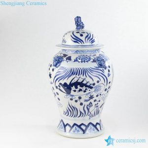 RYLU147    Cobalt blue hand drawing Ming dynasty ceramic jar with lion knob