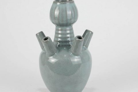 RZMQ02    Unique shape crackle glaze ceramic tulip vase