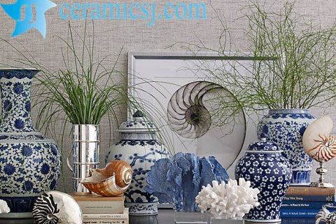 Trend Alert: Blue-and-White Ceramic Is Back