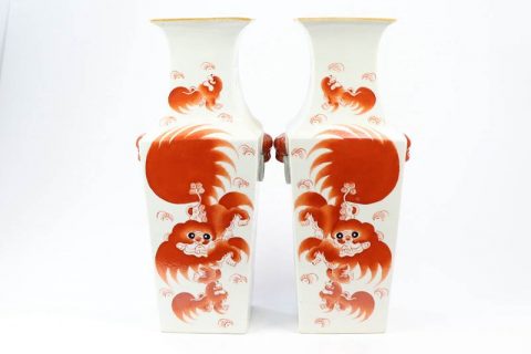 RZIH05   Hand craft red ceramic lion vase