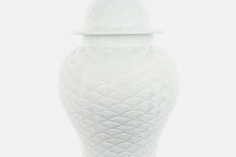 RYJF68   White sea wave scale carved ceramic jar