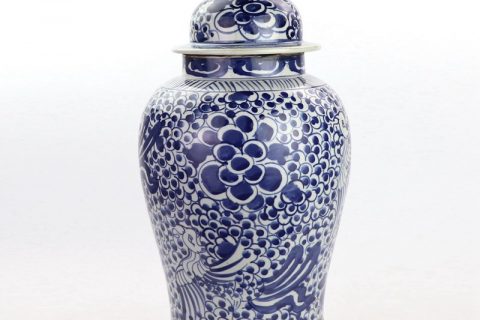 RZKT24-A        Antique interlocking branches of peony design ceramic ginger jar
