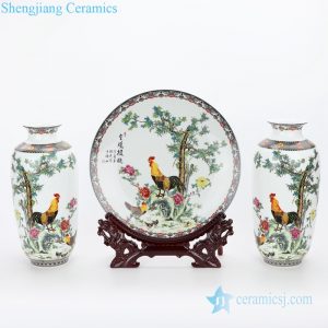 RZMN02       Jingdezhen elegant famille rose ceramic with animal design home embellishment