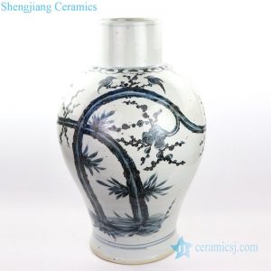 RZOX07     Blue and white hand painted ceramic  with design of flower and bird vase
