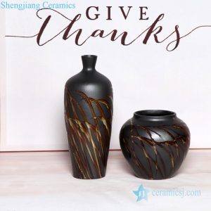 RZPH01-A-B        Black background pure hand carving porcelain vase