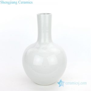 RZPI08     Archaistic refractory monochrome glazed globular vase