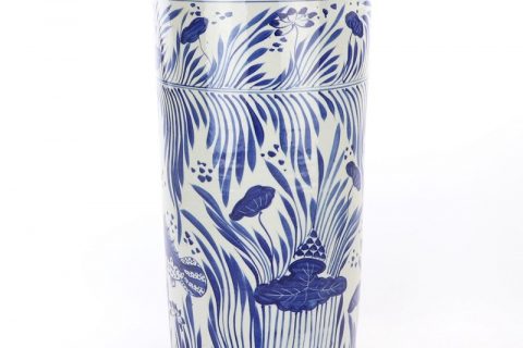RZPI15   Blue and white hand painted ceramic with fish and water weed decoration umbrella stand