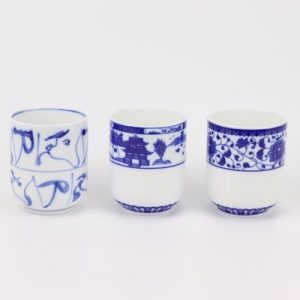 RYYY45-AorBorC Jingdezhen shengjiang  Blue and white garden design straight mouth cup