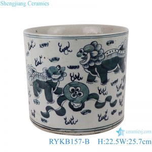RYKB157-B Antique blue and white lion design multi-pattern ceramic pen holder