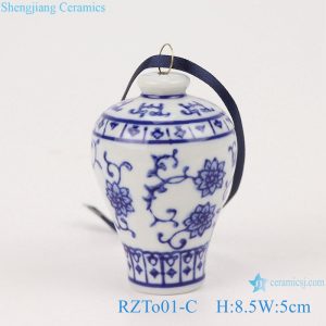 RZTo01-C Blue&white porcelain vase pendant with lotus and plum design
