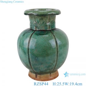 RZSP44 Crackle kiln green glaze carving vertical lace mouth lantern bottle pocelain vase